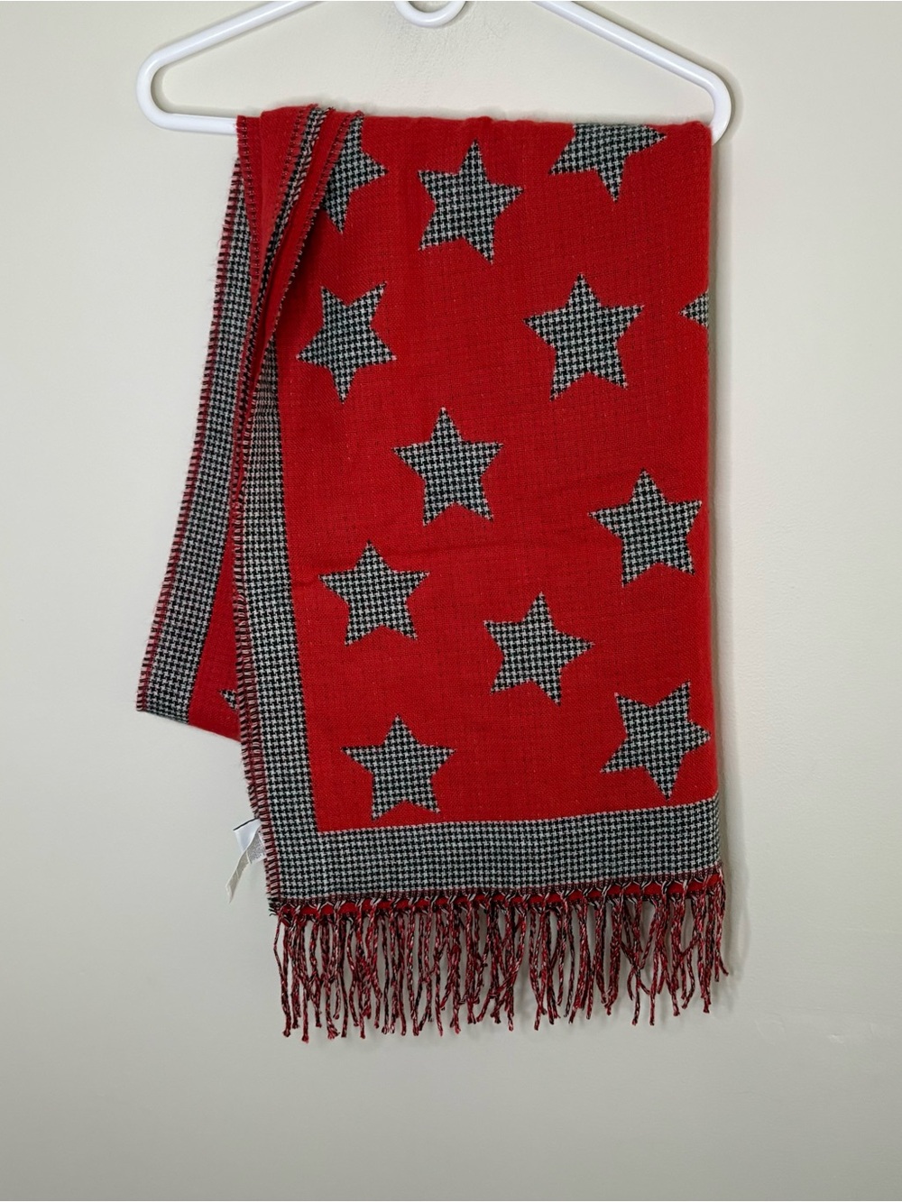 Cabi Vega Black & Red Houndstooth Star Fringe Trim Scarf Table Runner 80 x 27